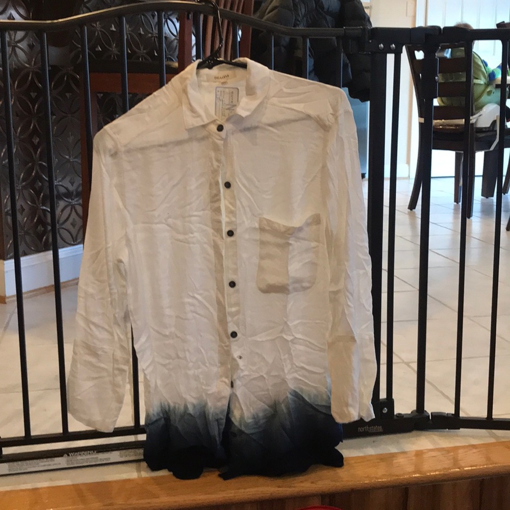 Ombré Button-down collared top